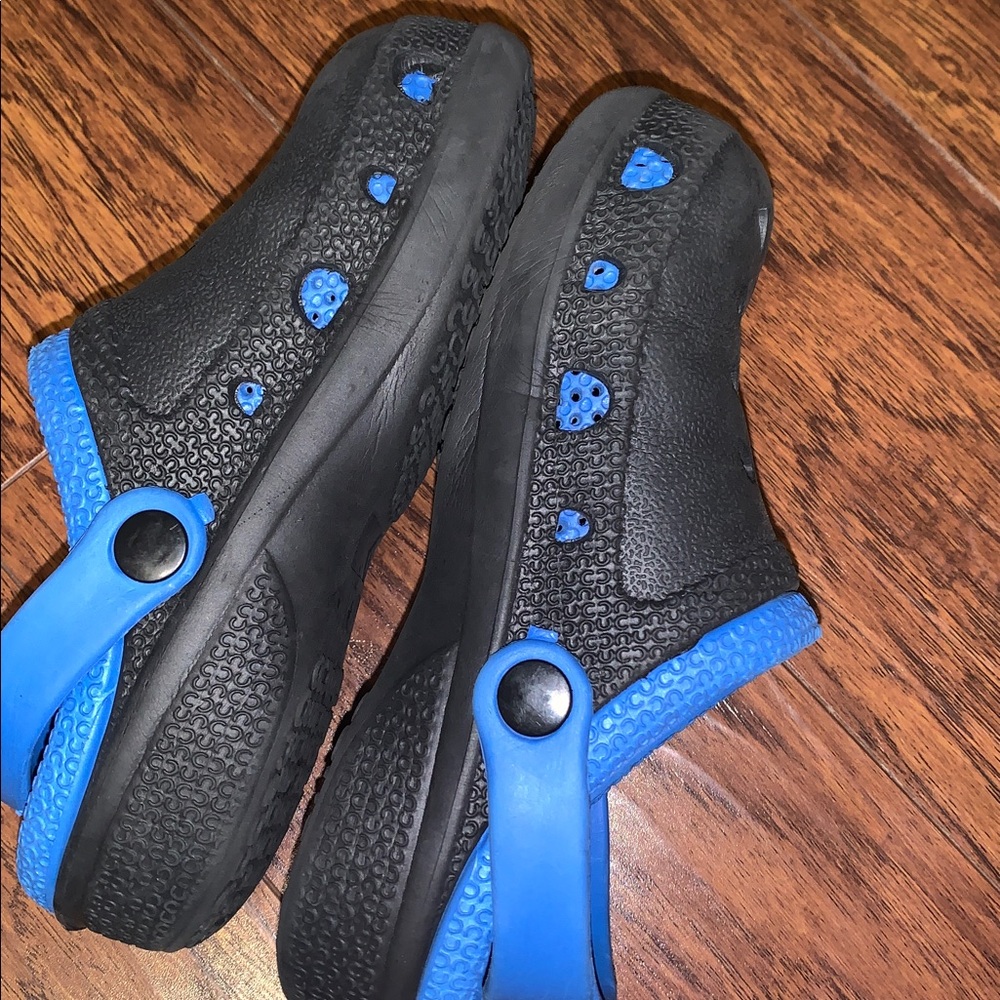 "Croc" clogs - Picture 6 of 7